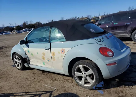 2010 Volkswagen New Beetle z USA, uszkodzony, nr VIN 3VWRW3AL0AM008109